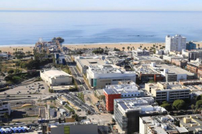 Courtyard by Marriott Santa Monica